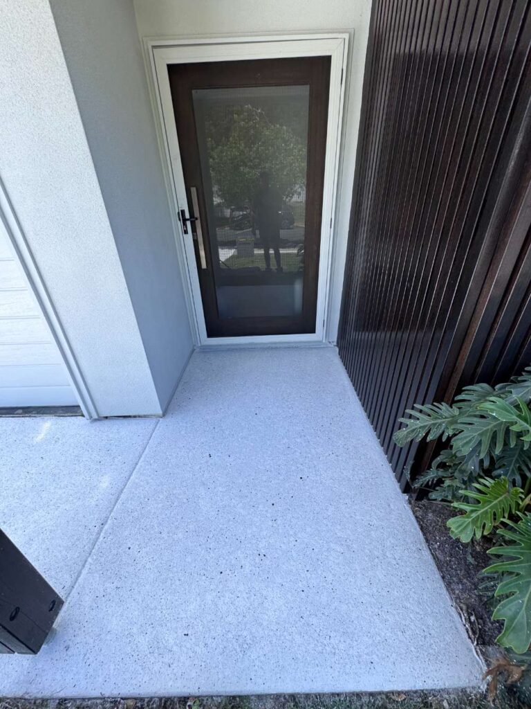 8BC855AA-2849-4FD4-9069-377911BA813C